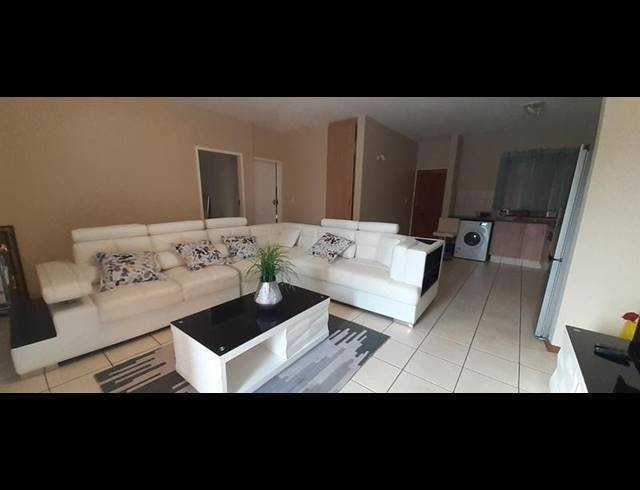 2 BEDROOM APARTMENT FOR SALE IN ELDO LAKES ESTATE